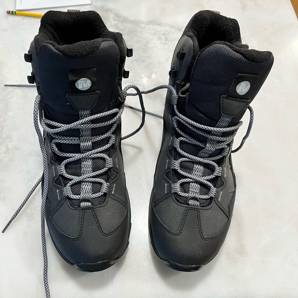 Merrill warm hiking boots